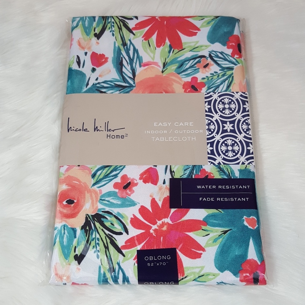 Nicole Miller Floral Tablecloth Indoor Outdoor